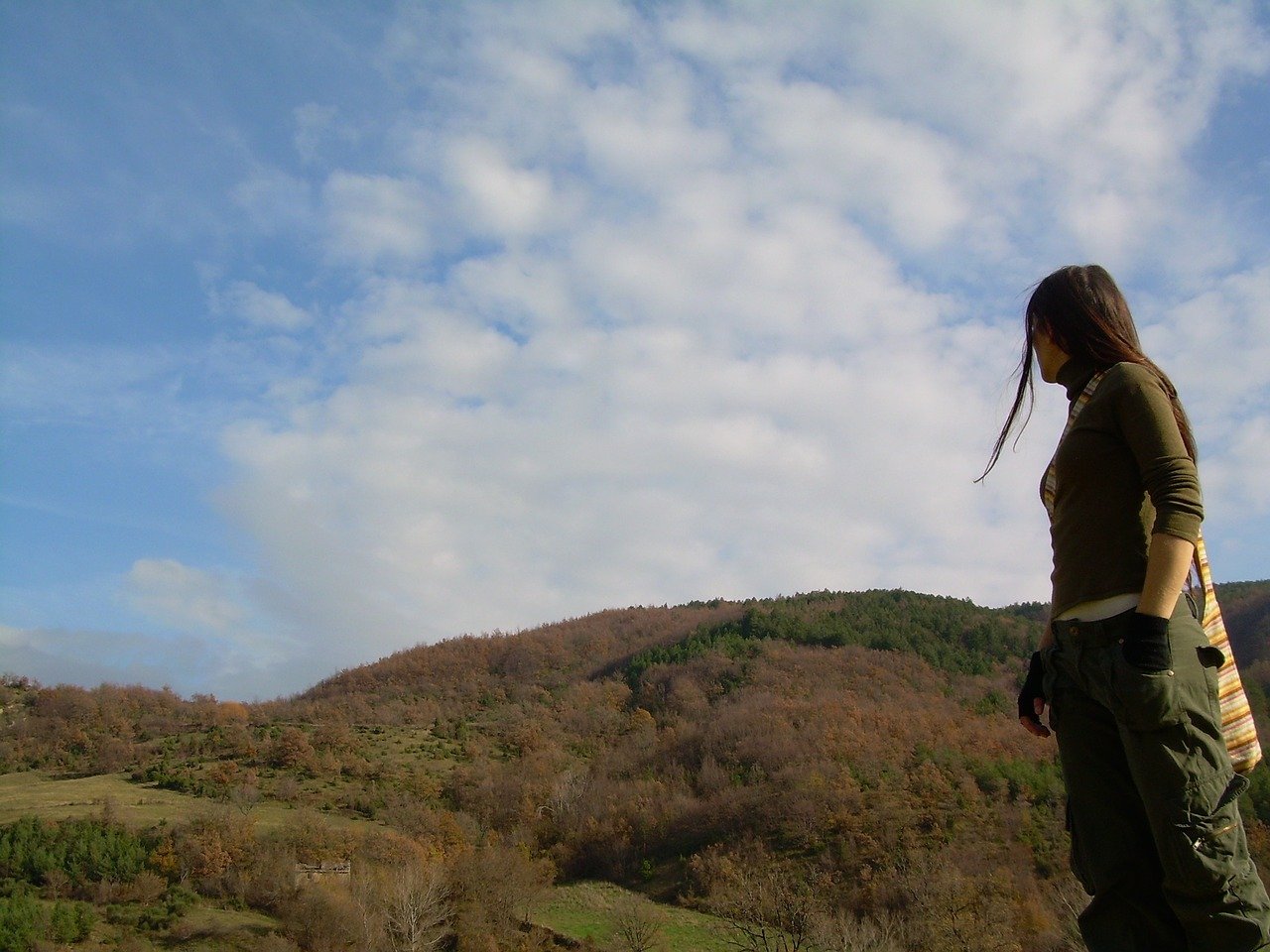 mountain, girl, blue sky-2603080 - Claire Nethery